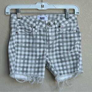 PAIGE Verdugo Ankle Cutoff Denim Shorts Women’s Size 25 Gray White Plaid Raw Hem
